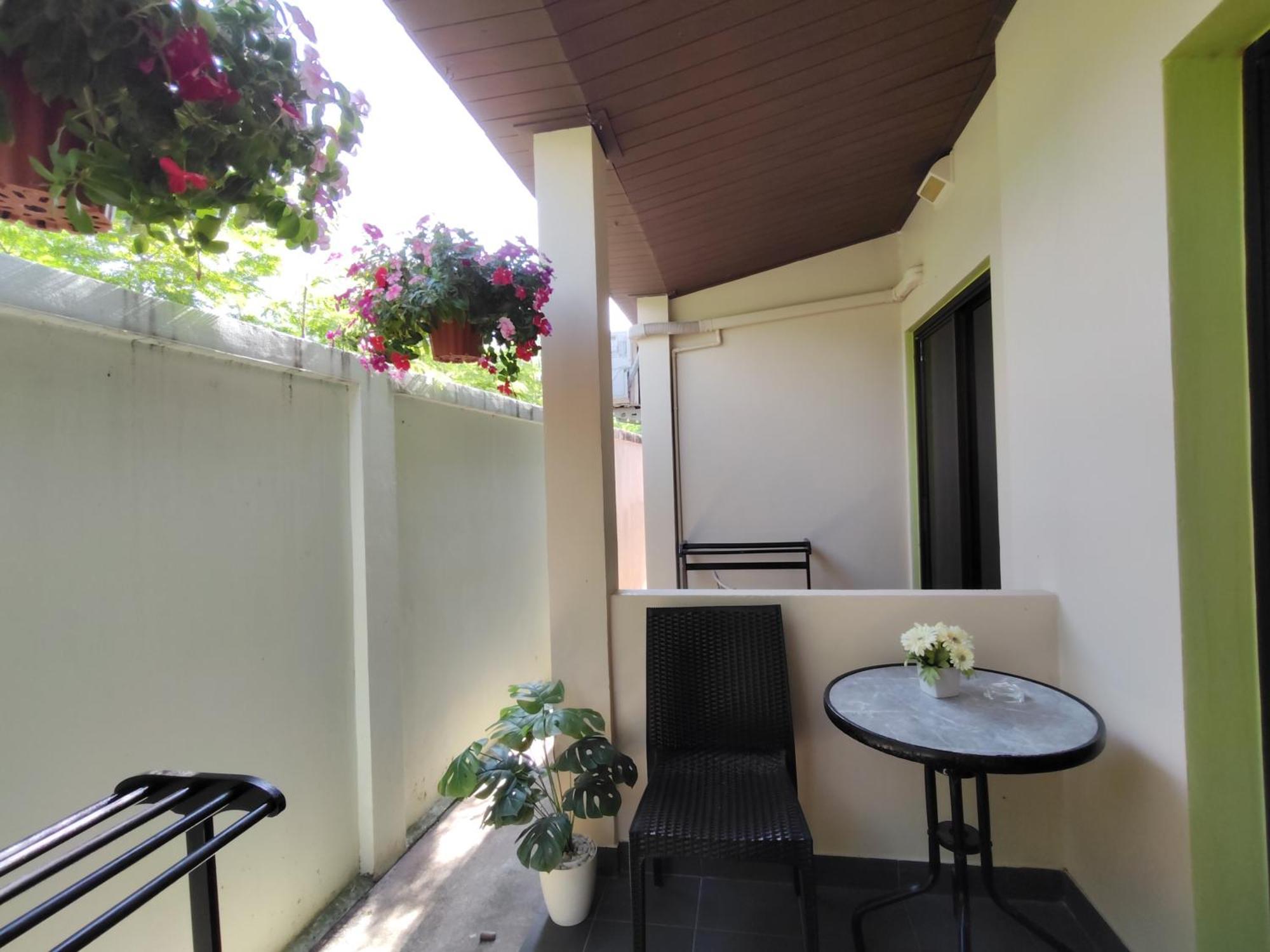 Purimas Resortel Rawai Exterior foto