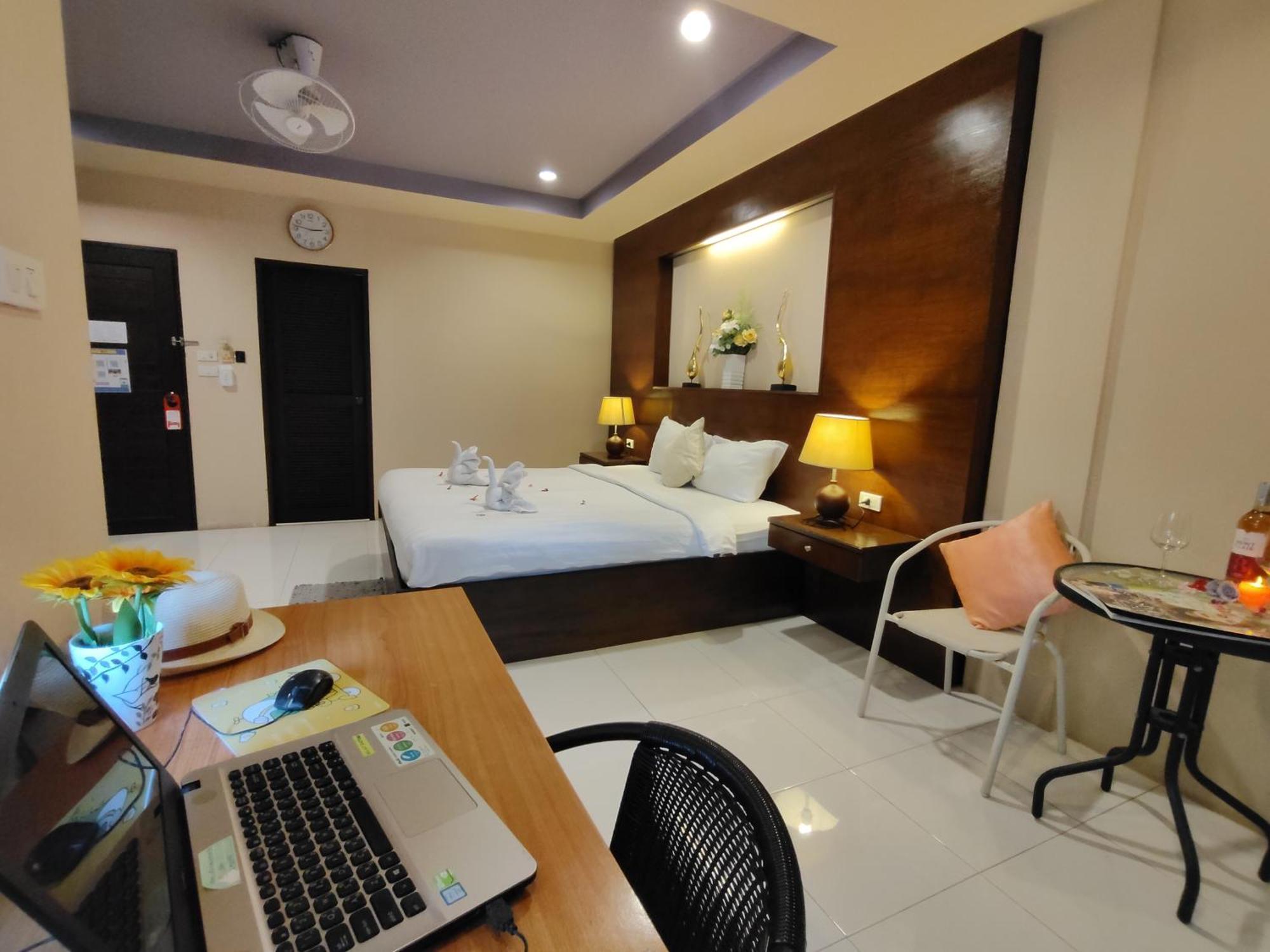 Purimas Resortel Rawai Exterior foto
